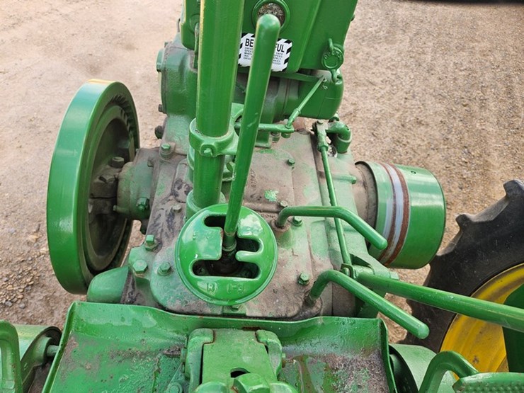 john-deere-model-b-image-31