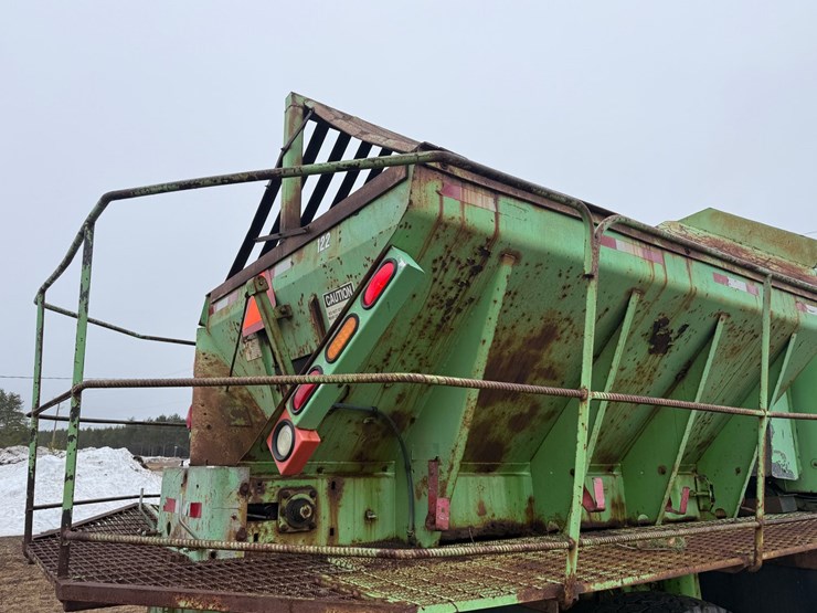 1986-oshkosh-wt2206-image-19