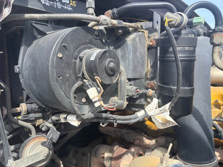 1999-sterling-l9513-image-26