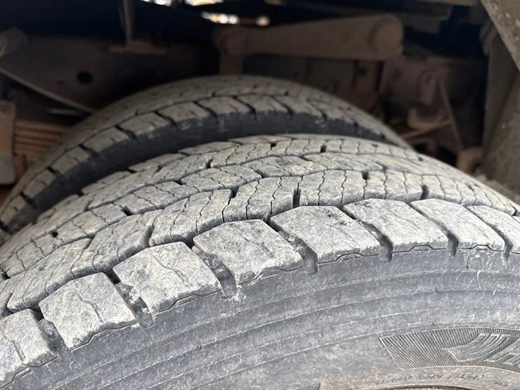 2015-ford-f550-image-76