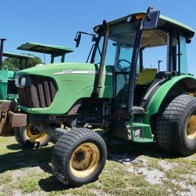 JOHN DEERE 5425