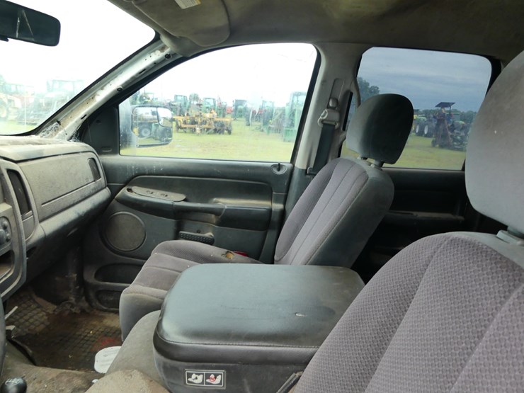 2005-dodge-ram-2500-image-12