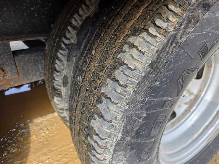 2024-massey-ferguson-8-image-42