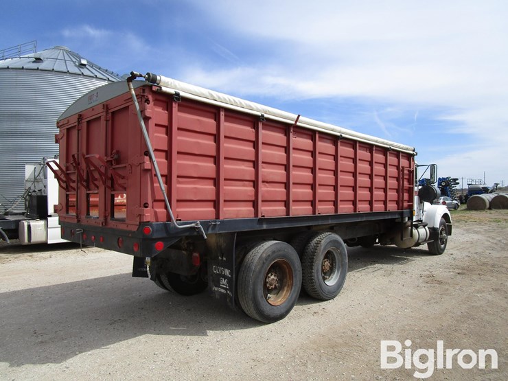 1977-white-road-boss-image-5