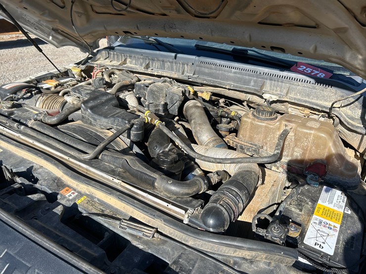 2012-ford-f550-image-35