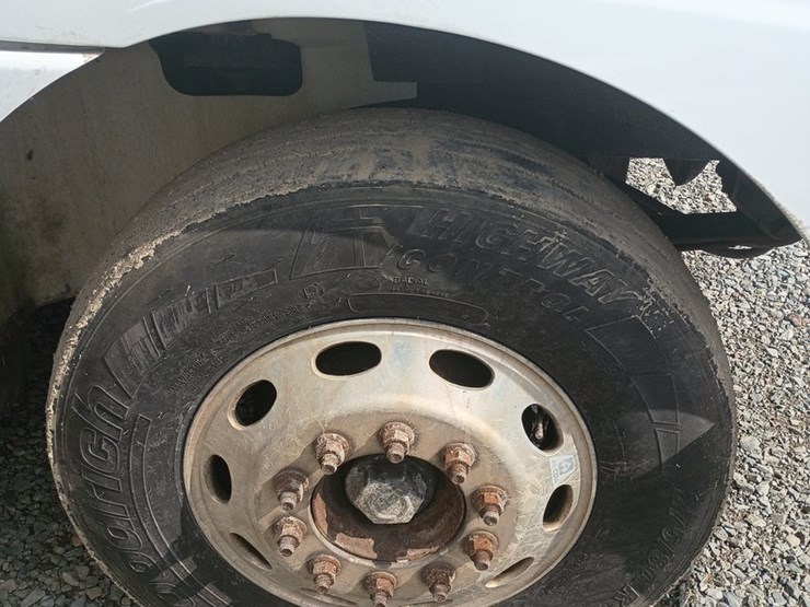 2000-international-9200i-image-69