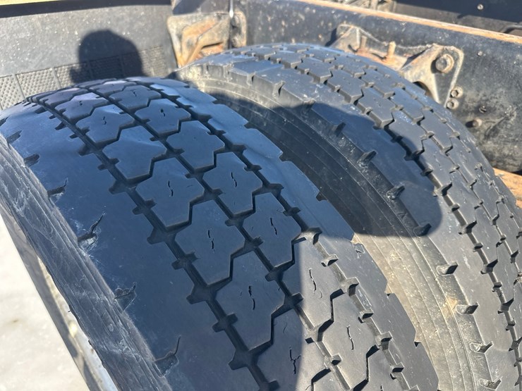 2012-ford-f650-image-57