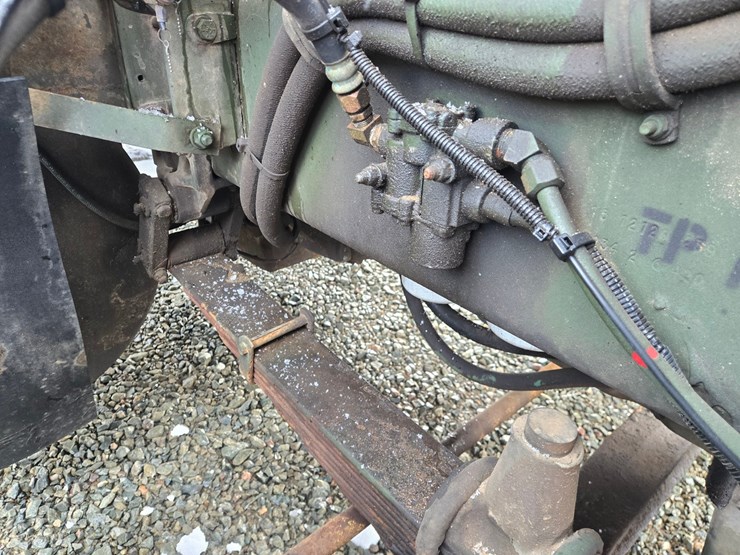 1992-massey-ferguson-8-image-45