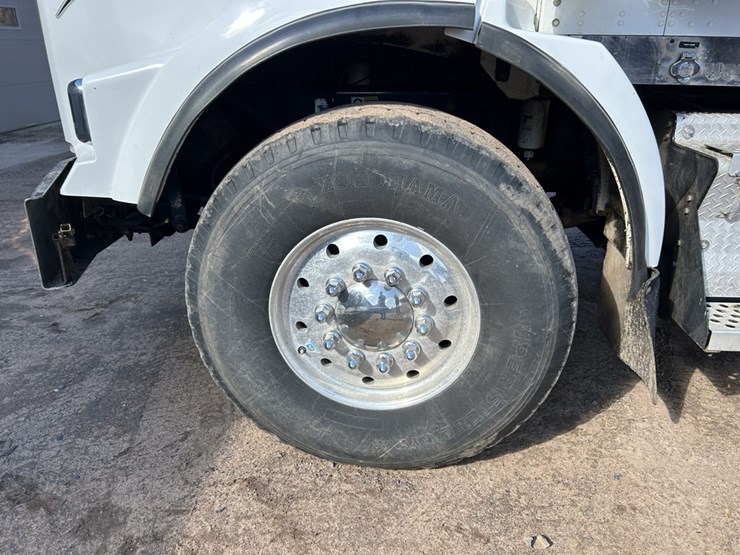 2006-kenworth-t800b-image-76