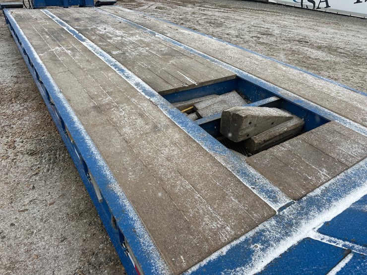 2022-globe-lowboy-image-22