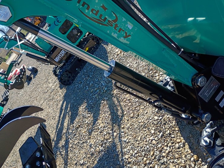 2026-cfg-industry-mh12rx-image-26