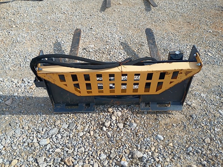 #23925-•-hydraulic-fork-skid-steer-attachment-image-3