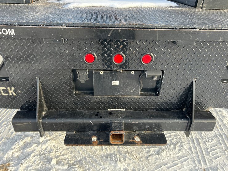 2021-ford-f550-image-35