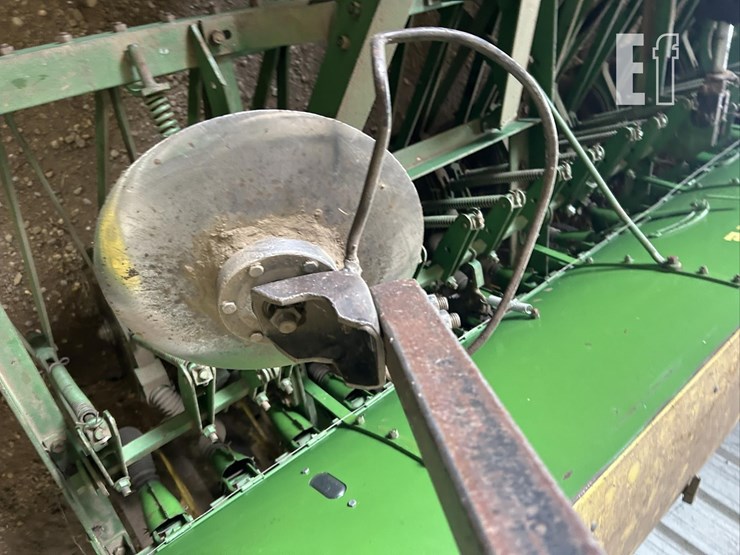 1998-john-deere-1750-image-28