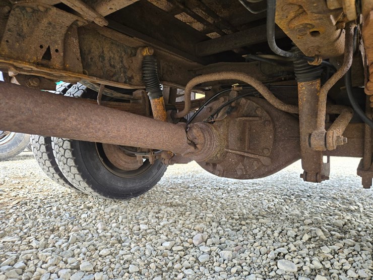 2008-ford-f550-image-35