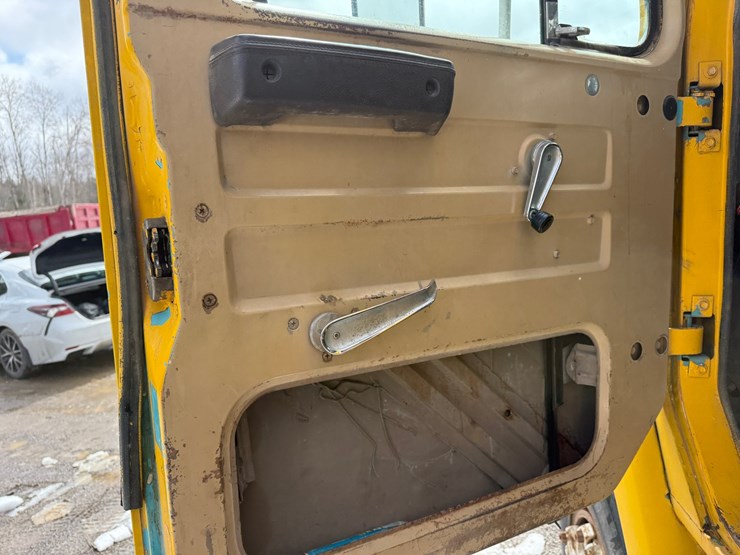 #2018-•-1978-international-f-2275-tandem-axle-water-truck-image-43