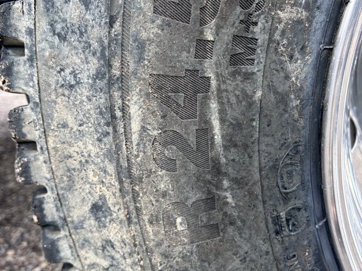 #1009-•-2012-western-star-conventional-4-sleeper-cab-truck-tractor-image-85