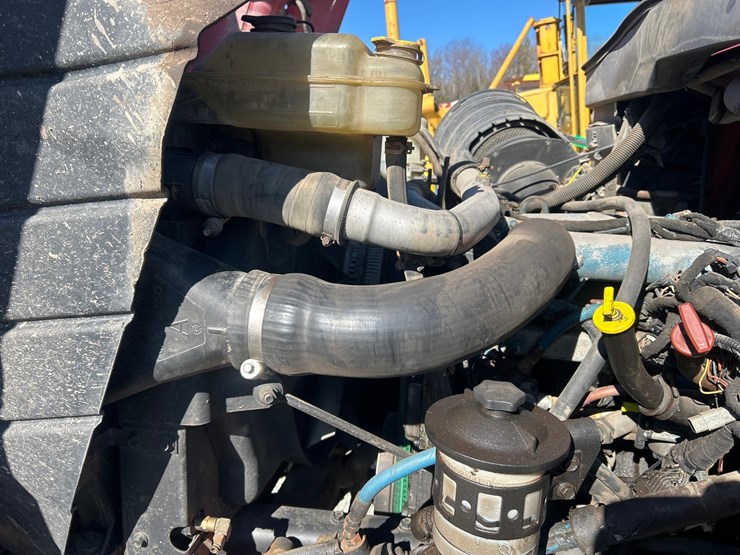 2006-international-7400-image-49