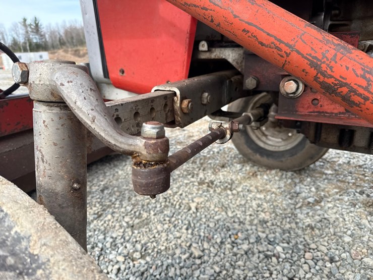 massey-ferguson-265-image-19