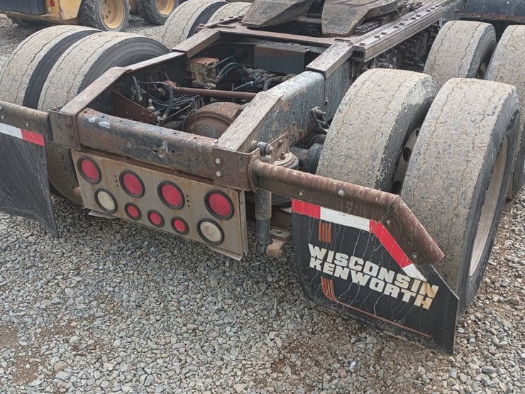 2000-international-9200i-image-19