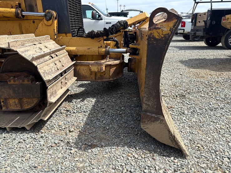 2002-deere-700h-lgp-image-11