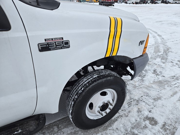 2001-ford-f350-image-12