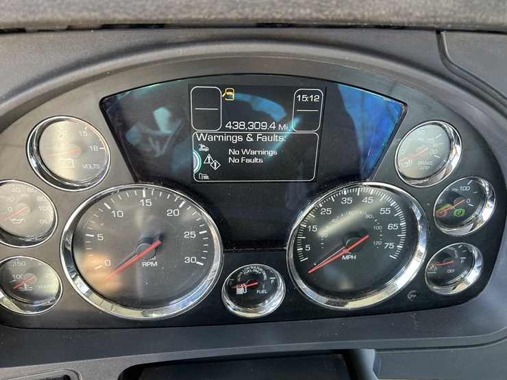 2020-kenworth-t880-image-72