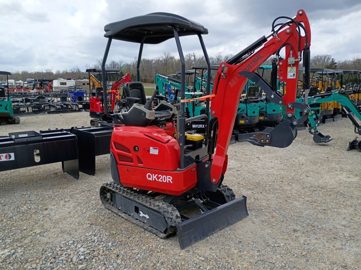 #24175-•-2025-agt-qk20r-mini-excavator-image-6