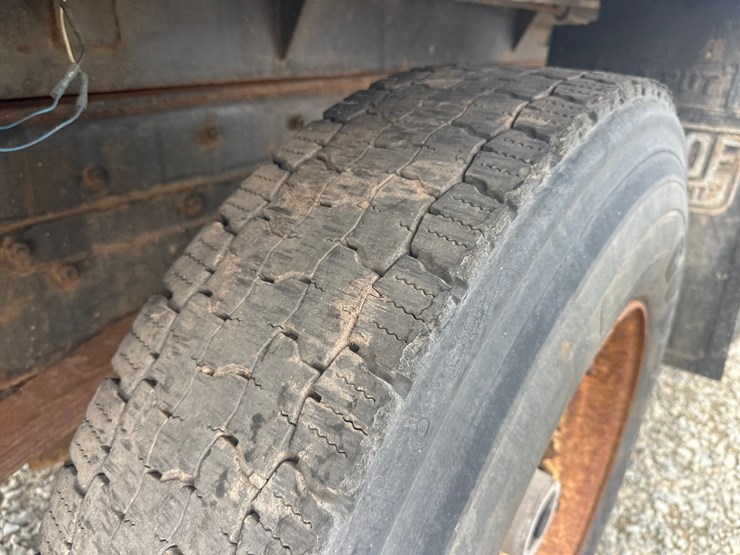 1986-mack-dm686s-image-57