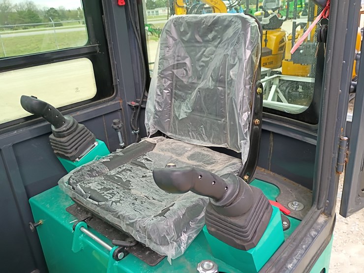 #24169-•-2025-agt-mh13rx-mini-excavator-image-13