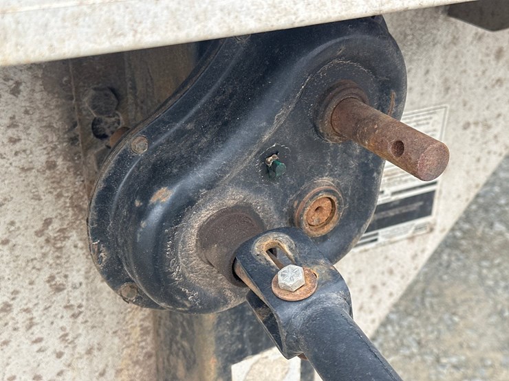 2008-massey-ferguson-8-image-14