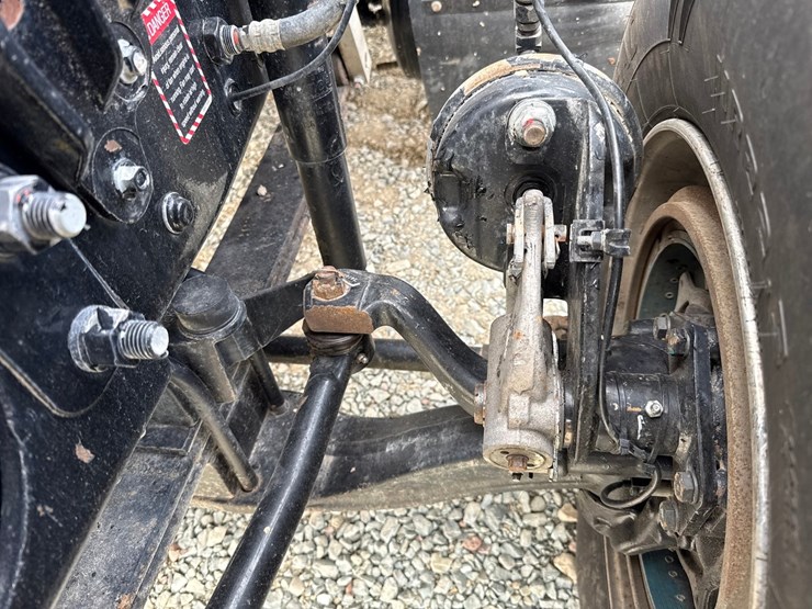 2019-massey-ferguson-8-image-12