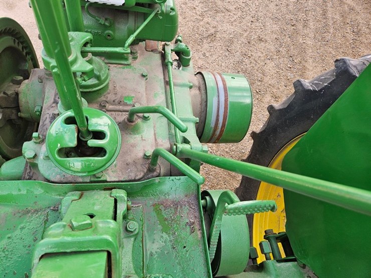 john-deere-model-b-image-28