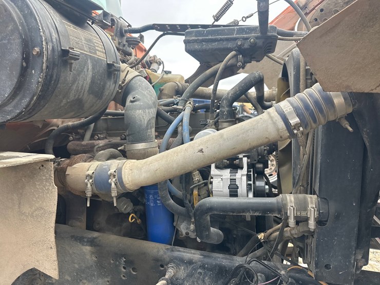 1997-massey-ferguson-8-image-43