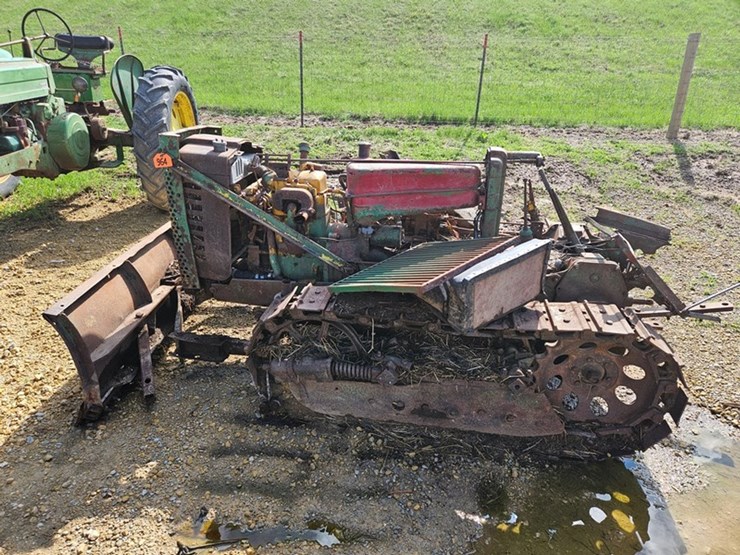 #964-•-john-deere-mt-crawler-image-2