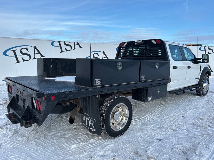 2021-ford-f550-image-5