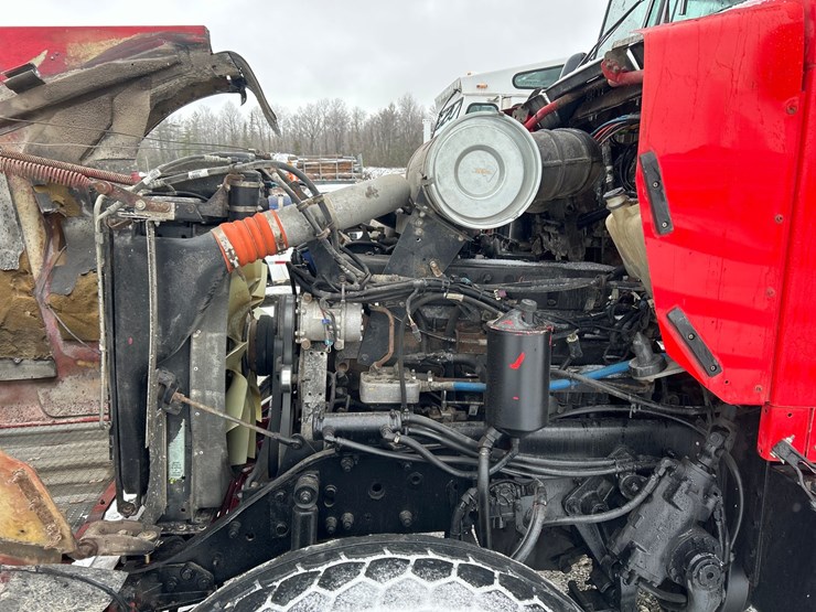 2007-kenworth-w900-image-47