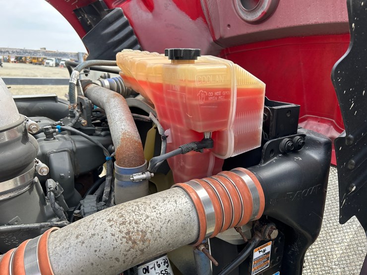 2015-kenworth-t680-image-48