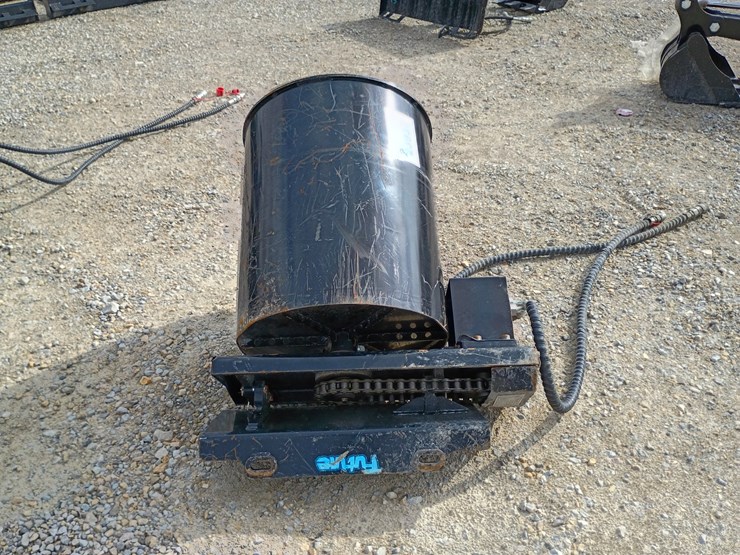 #23937-•-concrete-mixer-mini-skid-steer-attachment-image-3