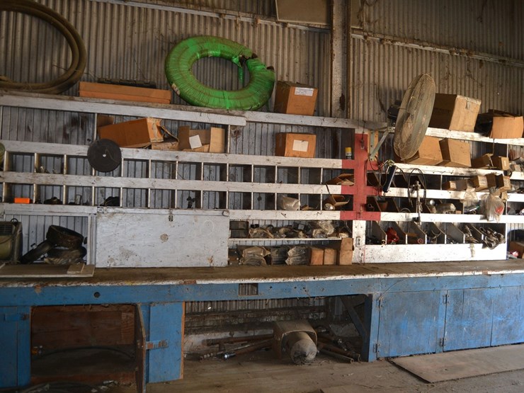 shelf-&-content-image-1