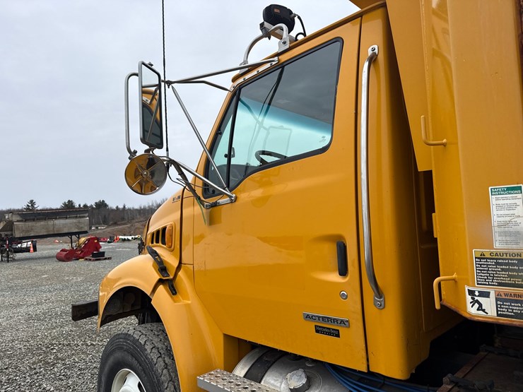 2007-sterling-acterra-image-28