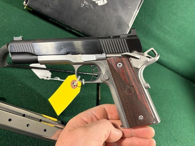 springfield-armory-10-mm-pistol-image-11