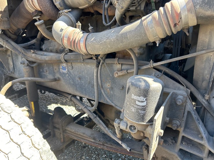 1994-massey-ferguson-8-image-39