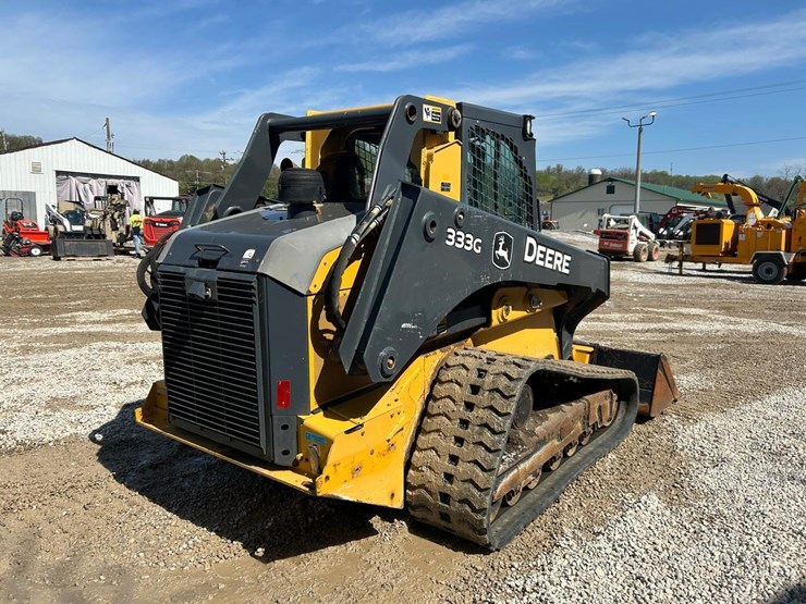 2018-deere-333g-image-4