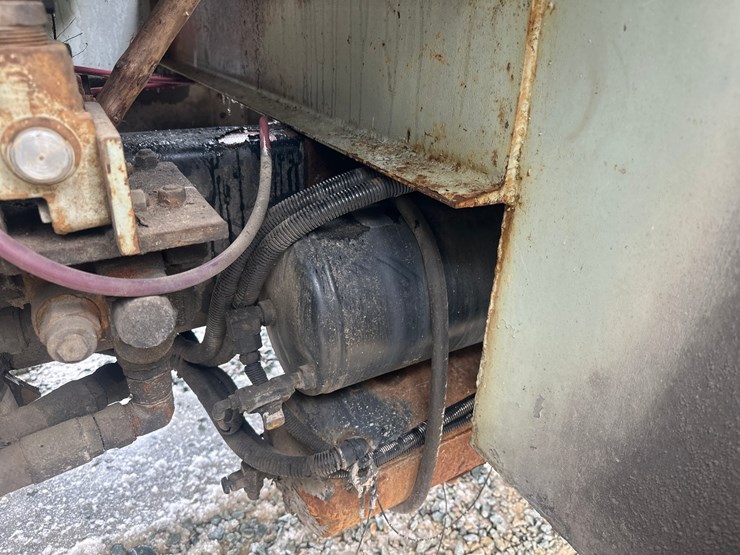 1998-massey-ferguson-8-image-33