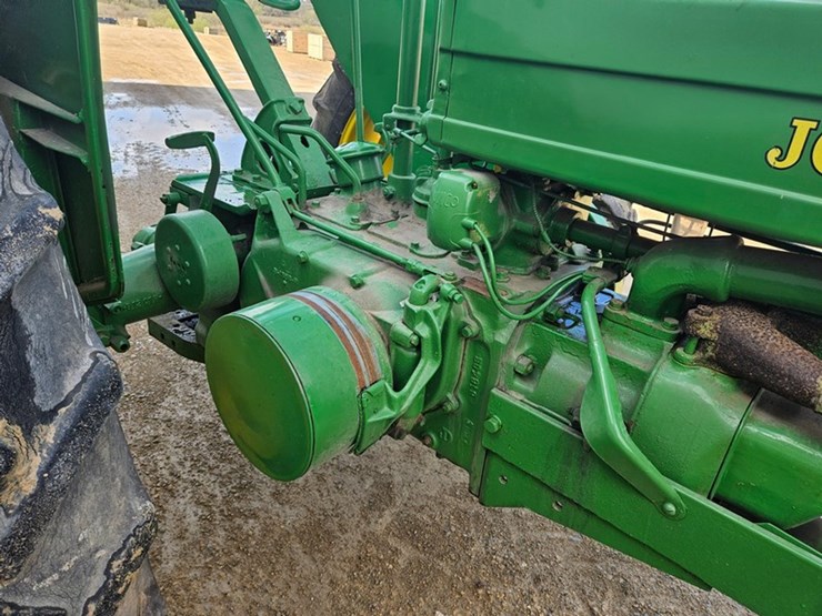 john-deere-model-b-image-17