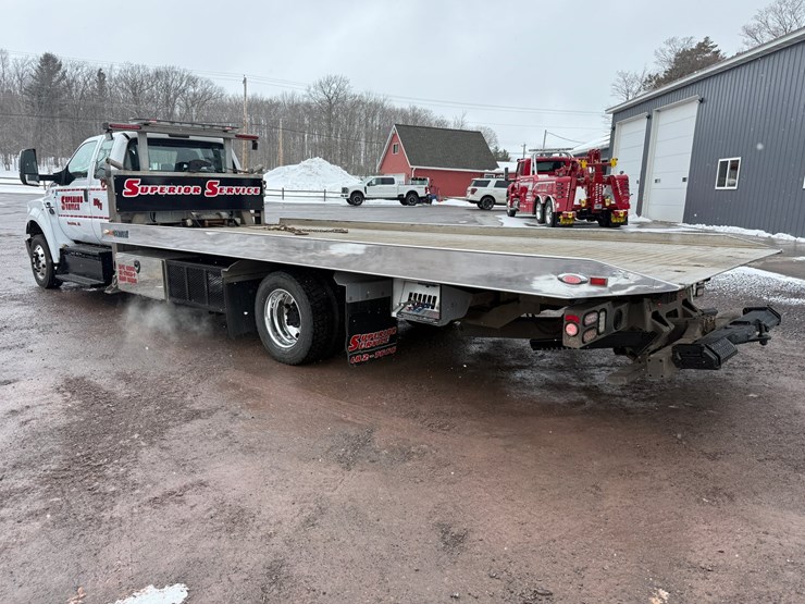 2018-ford-f650-image-3