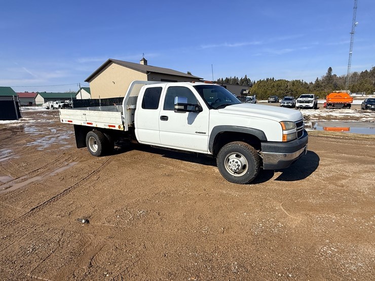 2006-chevrolet-3500hd-image-7