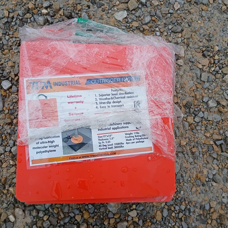 #L19-038 • 4- TPM Outrigger Pads