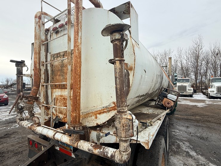 1999-mack-dm690-image-23